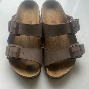 Girls Birkenstocks
